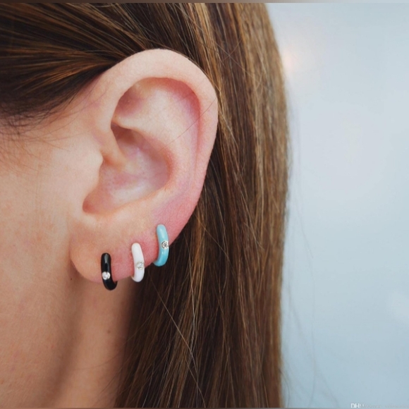 Little Mint Green Gold Hinged Hoops Enamel Hoop Earrings Rhinestone Crystal New - Picture 4 of 7